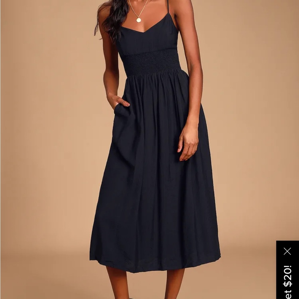 Lulu’s Black Smocked Midi Dress